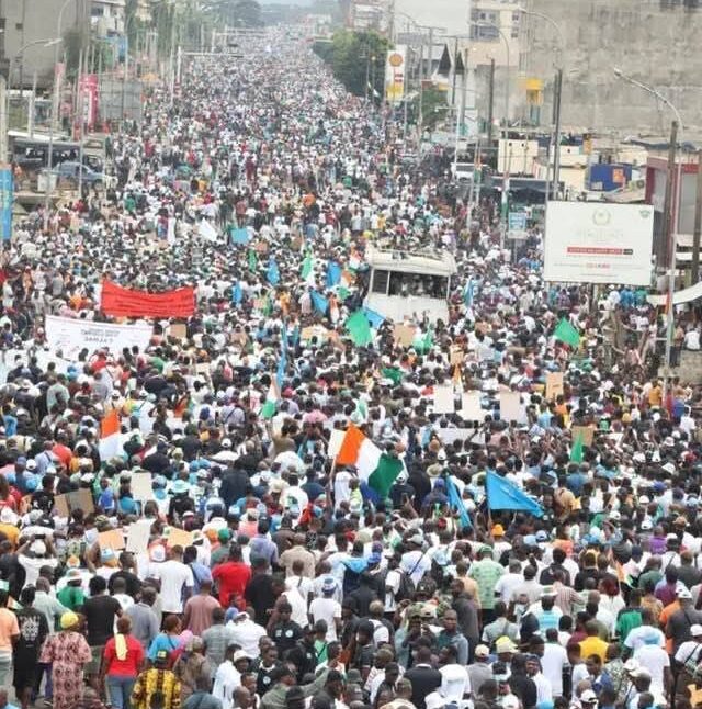 marche front commun