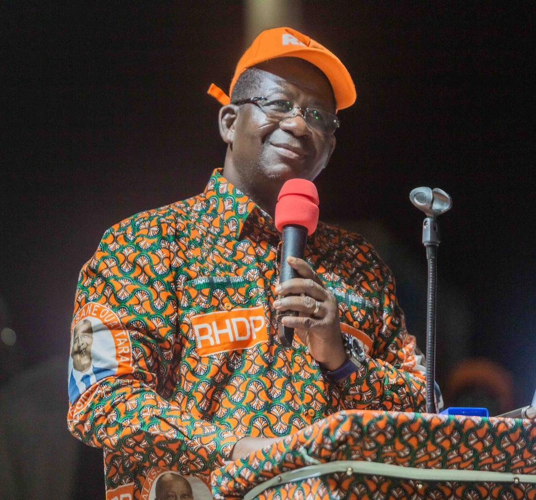 Présidentielle 2025: Hien Sié met les militants en mission pour le un Coup K.O 8 Présidentielle 2025, RHDP, Hien Sié, Adiaké, Alassane Ouattara, Sud-Comoé, campagne électorale, un coup K.O, Aka Aouélé, Issa Doumbia, Ehui Bernard, mobilisation des militants, jeunesse et femmes,