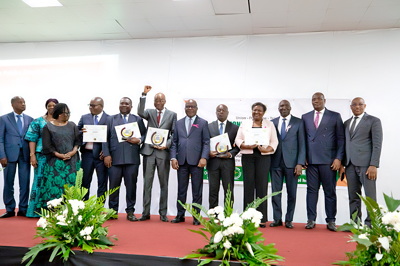 Prix Pierre Dimba, Excellence sanitaire, Côte d’Ivoire, Ministère de la Santé, Pierre N’Gou Dimba, Hôpitaux publics, EPHN, CHU d’Angré, CHU de Yopougon, CHU de Cocody, Institut de Cardiologie d’Abidjan, CNRAO, Santé publique, Leadership, Performance hospitalière, Bonne gouvernance,