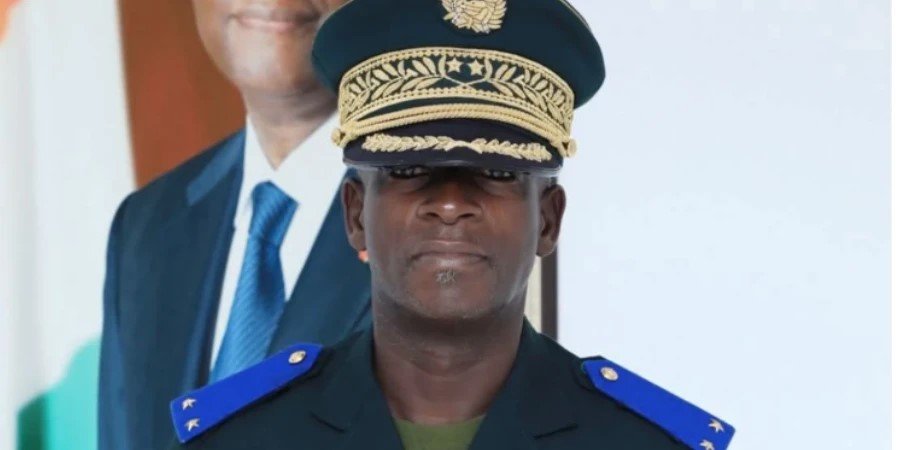 Armée ivoirienne : le général Chérif Ousmane réapparaît et met fin aux rumeurs 8 armées ousmane cherif