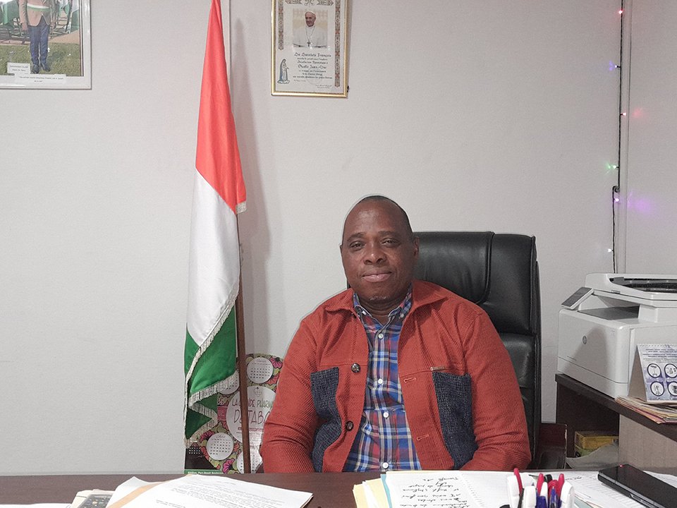 Côte d'Ivoire: Le maire de Tabou laureat du prix de la bonne gouvernance des collectivités Territoriales 8 bonne gouvernance Ouallo Jean Luc