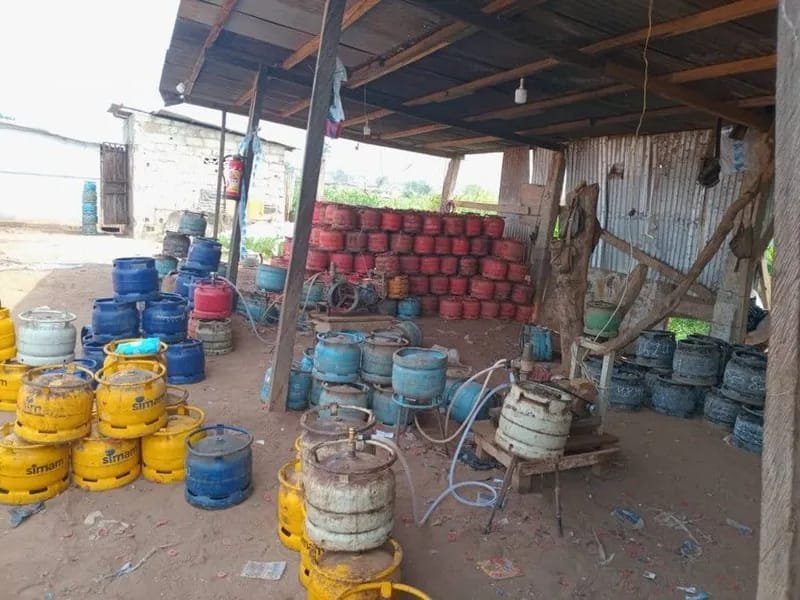 Trafic de gaz butane : 1 300 bouteilles saisies à Bouaké 8 trafic gaz butane
