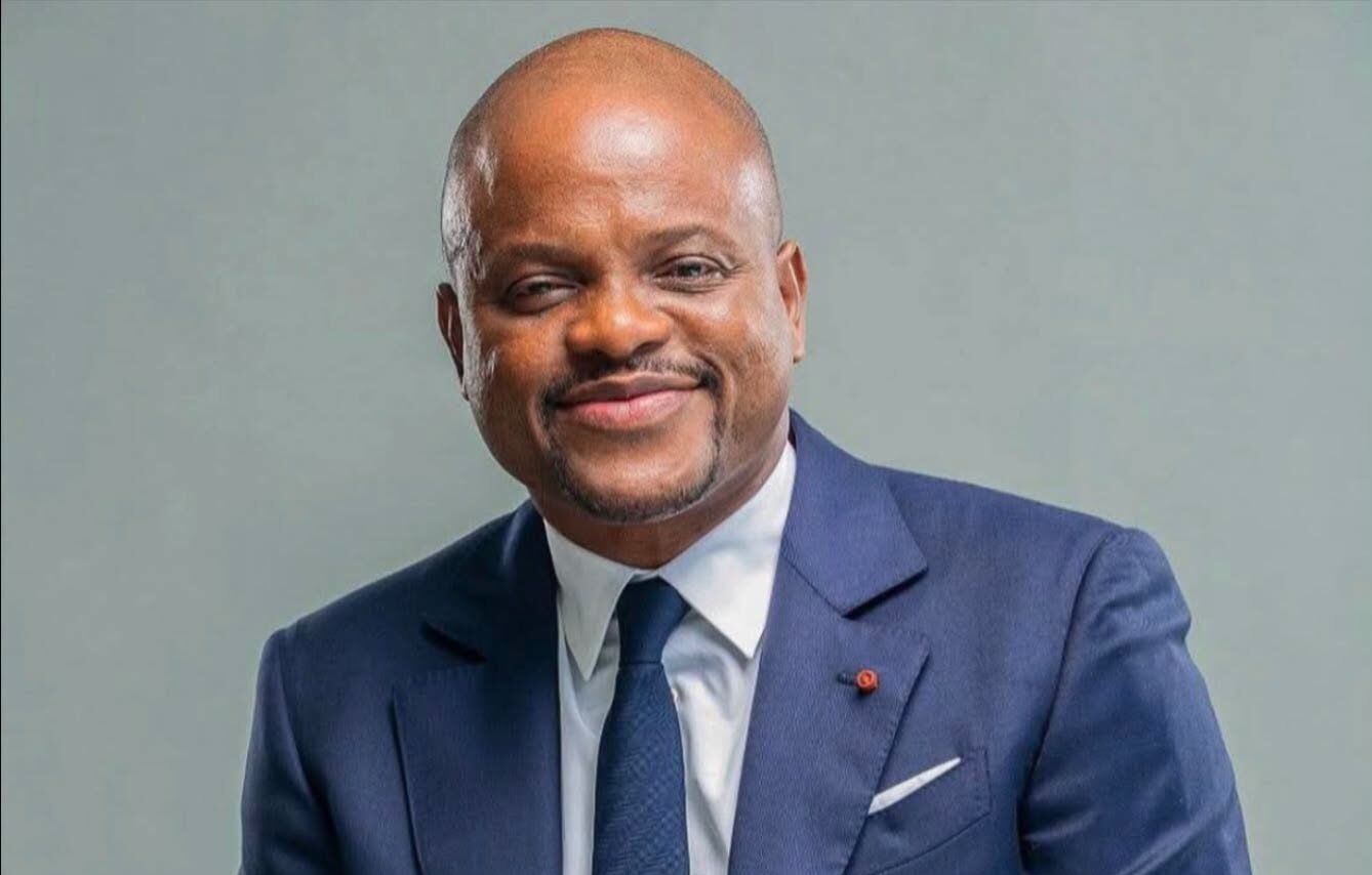 Côte d’Ivoire/Métier de journaliste : Fabrice Sawegnon fustige et fait polémique 8 Fabrice Sawegnon fustige et fait polémique